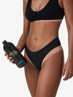 Ultimate Salon Bundle -Cosméticos Ventas BS SALON SOLUTION ULTR1A DARK LIFESTYLE 6 2000x 600x d1239031 b081 406e 9215 ecea3018fba0