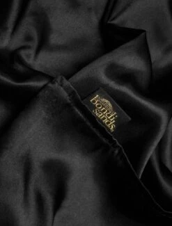 Self Tanning Pillow Protector -Cosméticos Ventas GL21Q2DIG03 ONLINE EXCLUSIVE PDP BS E COMM TANNING PILLOWCASE 04 600x 6ed6506c 6f39 4b82 9888 345fc1c7c7dc