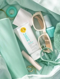 SPF 50+ Mineral Face Lotion -Cosméticos Ventas UK23Q3DIG13 SUNCARE LIFESTYLE IMAGE11 FA