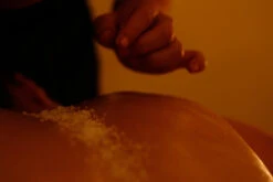 Oferta Peeling Corporal + Masaje 20 Minutos